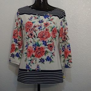 Floral 3\4 sleeve top charter club